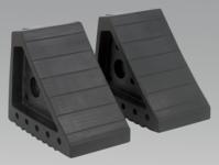 Rubber Wheel Chocks 2.0kg - Pair (List Price £17.45 exc VAT) WC01